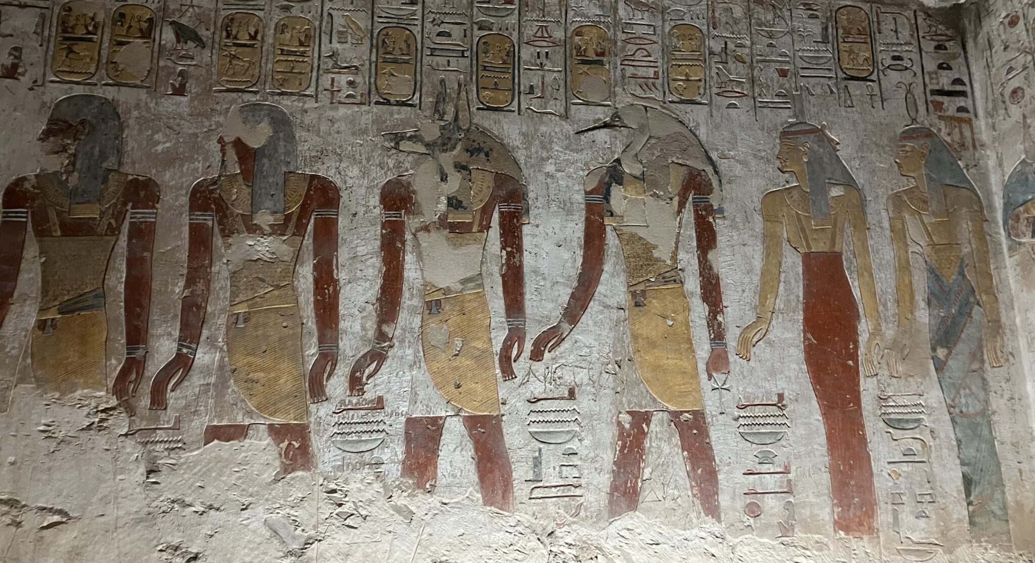 歴史を感じるエジプトの壁画